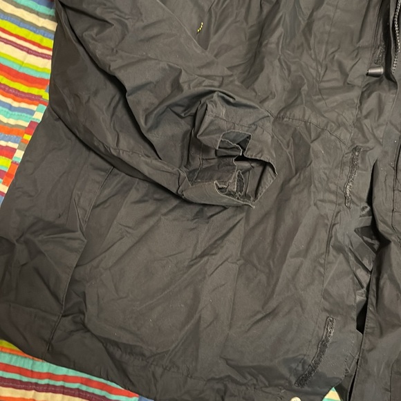 The North Face summit series Men's Dark Gray Raincoat 2xL broken zipper - Picture 5 of 11